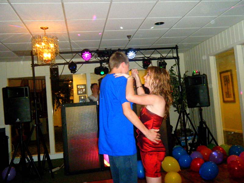 2010_1205katies16th0007