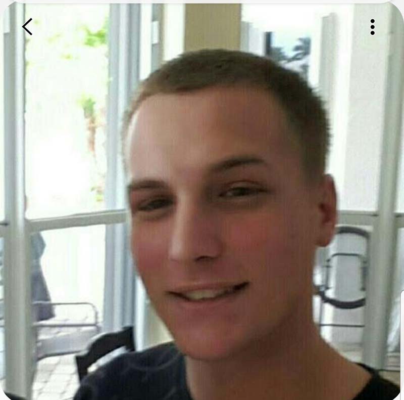 Screenshot_20190401-140302_Contacts