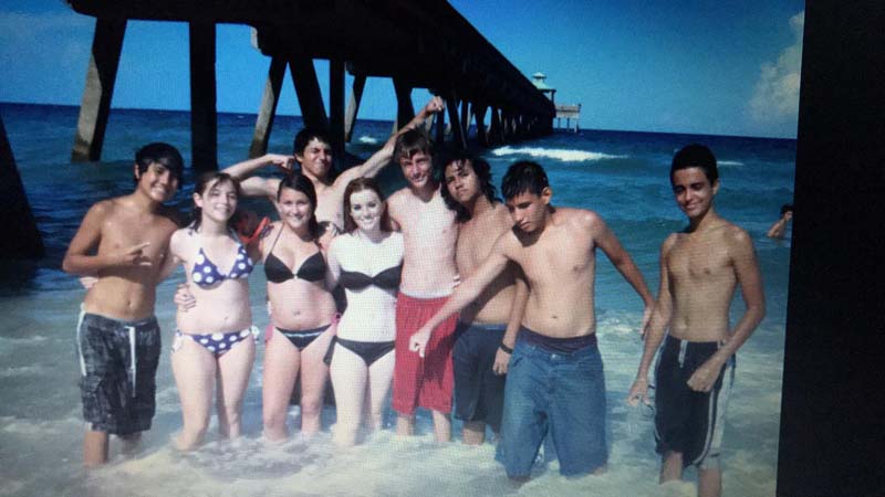 received_1997713176913962