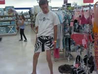 196396_1782446332937_488902_n