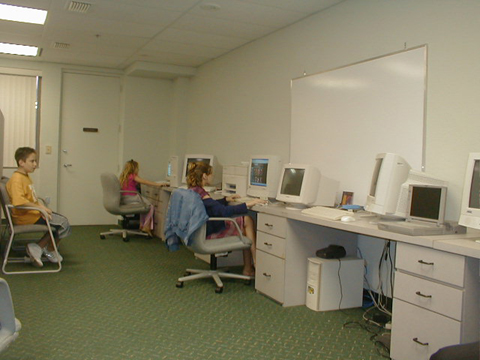 PC230008