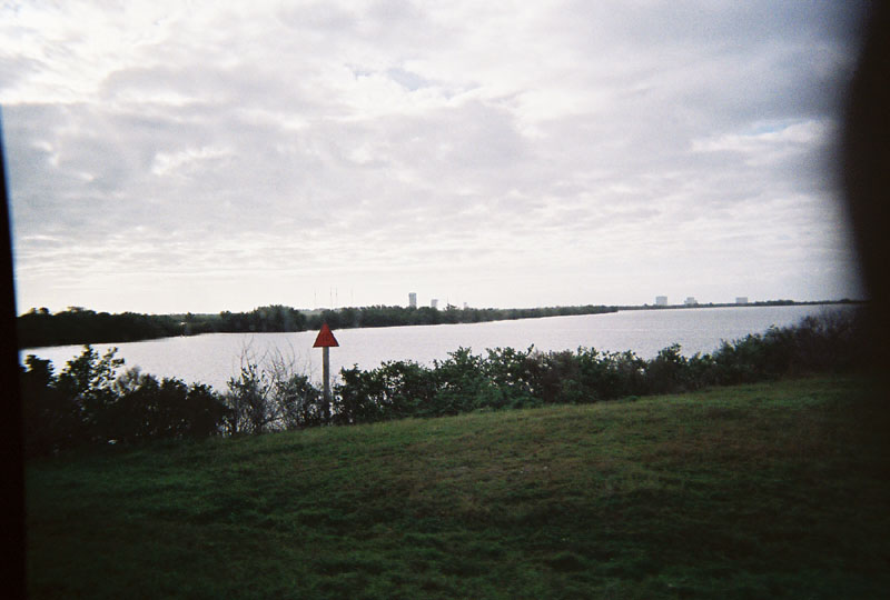 739422-R1-002-00A