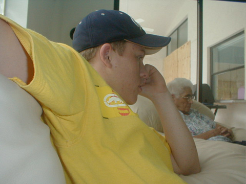 P9040077
